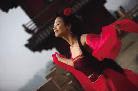 女性地位最低的朝代 中国哪个朝代女性最“性”福？爱情婚姻可自主