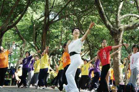 练气功的好处 夏季练气功的好处 祛痘降火助消化