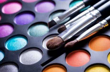 眼妆工具 不同的眼妆工具打造全新的你