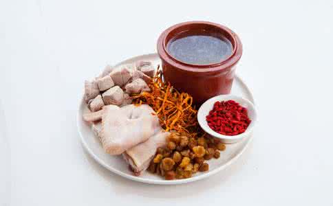 常见煲汤药材 关于煲汤的几种常见误区