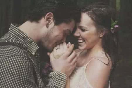 这种人就该拿刀杀 嫁给这种人，想想就痛快