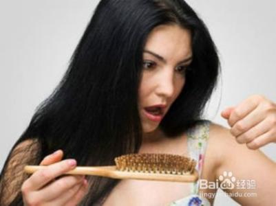 女性脱发的原因 女性脱发偏方 女性脱发的原因