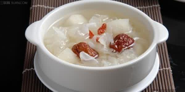 祛斑的食疗方法 祛斑的食疗方法 食疗方法可以帮你祛斑