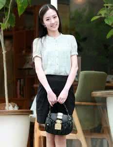 淑女紧身衣憋尿 夏季服装搭配淑女美衣凸显你的温婉气质