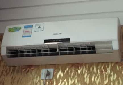 空调漏水是什么原因请维修多少钱 空调出风口漏水是什么原因