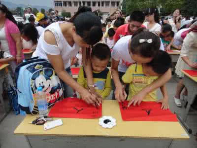 怎样帮助孩子长高 帮助孩子顺利走过高一 教你四招 帮娃娃顺利入学