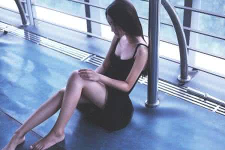 伤感网名女生冷淡 爱情中最伤感的时刻是后期的冷淡