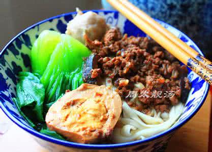 香菇肉燥面 台湾香菇肉燥面