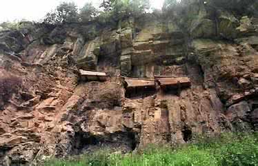 悬棺是怎么放上去的 悬棺葬