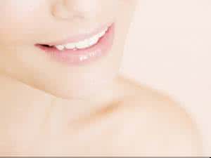 舌头起泡是什么原因 舌头起泡 舌头起泡是什么原因？舌头上长泡怎么办