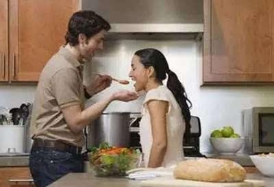 愿意为你做饭的男人 愿意为你做饭的男人 愿意为你做饭的人,才是真的爱你