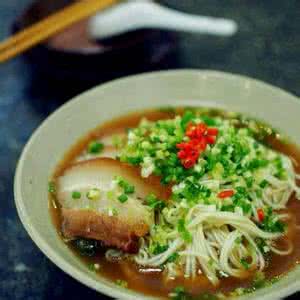 特色面的做法 焖肉面的做法