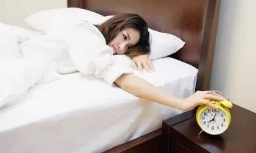 湿气重虚胖 体内湿气不除，脾湿虚胖犯困，睡再久也不够！