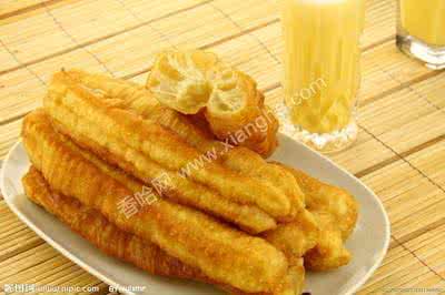 油条的做法大全 【美食大全】油条的做法大全
