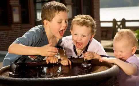 不同年龄段孩子的教育 孩子各年龄段的教育重点，后悔现在才看到！