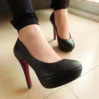 黑色高跟鞋番号封面 黑色高跟鞋 最受女王喜欢低跟黑色高跟鞋，