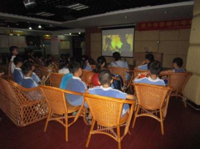 格林童话 安徒生童话 我家电影院 安徒生格林童话（全45集）