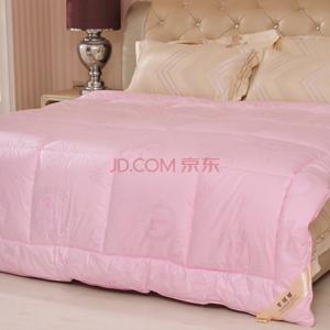 羊毛被和棉花被哪个好 棉花被好还是羊毛被好 羊毛被好还是棉花被好 羊毛被PK棉花被那个好