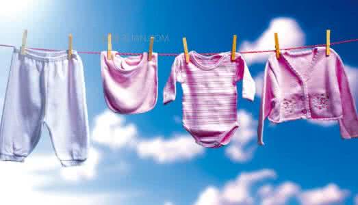 洗衣液染色衣服小妙招 洗衣液把衣服染色了怎么办