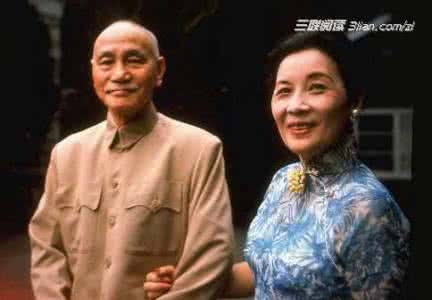 蒋宋联姻 老梁揭秘蒋宋联姻内幕《细读宋美龄》国语视频版