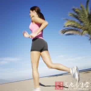 瘦肚子瑜伽减肥动作 教你瘦︱8大速效减肥有氧动作 30天变身魔鬼身材