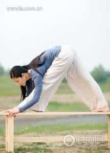 秋季瑜伽养生大全 秋季养生瑜伽 7招最适合