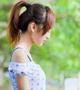 报复骚扰电话五大妙招 五大招让你胸部永远坚挺