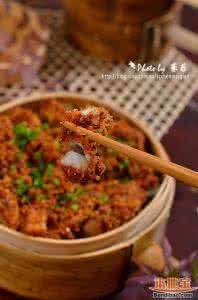 香气扑鼻的意思 细滑可口香气扑鼻粉蒸菜【粉蒸鱼】