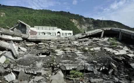 孕妇梦见地震逃生 孕妇梦见地震逃生 孕妇梦见地震