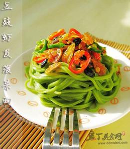 凉拌藕 被血润色又开胃——《豆豉菠菜凉拌藕》