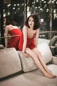 少妇酒店私房照 性感少妇 私房等候