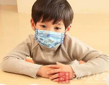 小学生校服夏装 小学生穿夏装表演 如何预防正确感冒