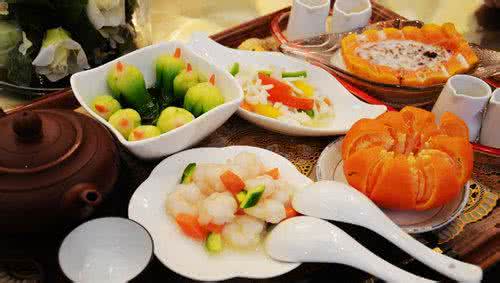 产妇月子餐食谱大全集 产妇月子餐食谱大全集 很全的月子餐食谱