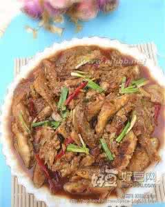 红烧狗鱼的做法 狗鱼的做法 红烧小肉狗鱼的做法,红烧小肉狗鱼怎么做好吃,红烧小肉狗鱼的家常做法