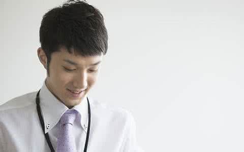 站稳政治立场 站在男人的立场了解真实的男人