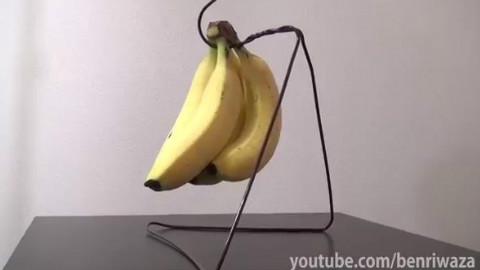 还能不能愉快的玩耍了 衣架还能这样耍，涨知识了