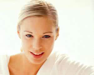 最简单偏方治气血不足 简单8细节预示女人气血不足