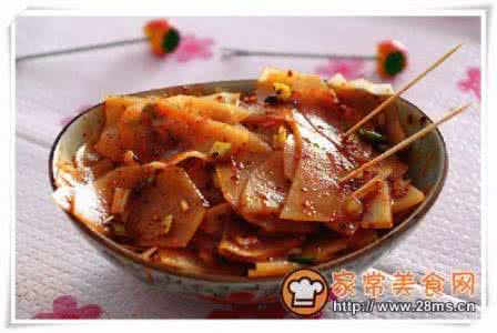 红烧土豆片的做法 麻辣红烧土豆片的做法 红烧土豆片怎么做好吃
