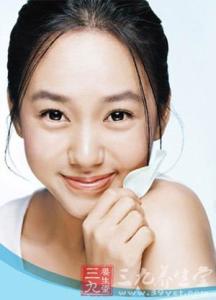 面相中黑眼圈代表什么 看面相知健康 找出不同黑眼圈代表的疾病