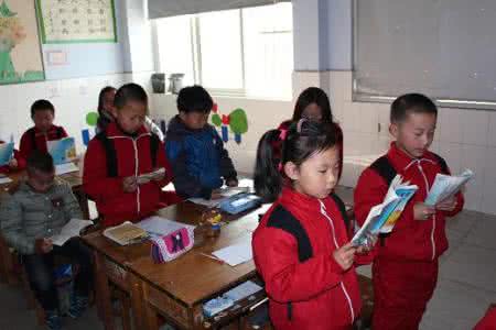 小学语文阅读教学论文 语文“阅读教学基本式”