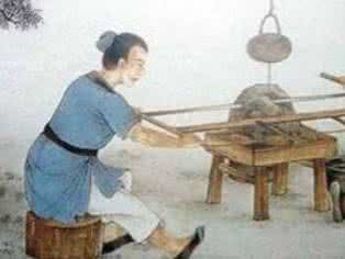 老木匠自做燕尾榫机 老祖宗的精湛木匠技艺一榫一卯，德国人都惊呆了！