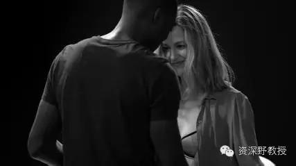 大乔小乔自己宽衣解带 男女互相宽衣解带到底是何感觉