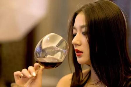 不愿意失去你 不愿意失去你 情感中女人最不愿意失去的东西