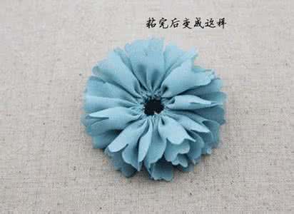 漂亮手工布艺小花做法 漂亮的布艺小花DIY