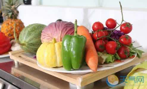 只吃水果蔬菜减肥 冬季养生不要吝啬吃水果蔬菜