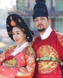 仁显王后和张禧嫔 仁显王后闵氏与禧嫔张氏到底谁笑到最后？肃宗究竟心属哪位？