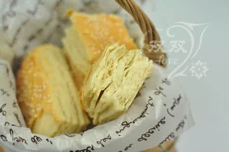 哪里教香掉牙烧饼 【制作方法】居家自制香掉牙烧饼——麻椒盐千层饼