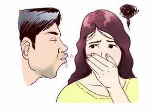 如何去除口臭小绝招 去除口臭的方法 两种水帮你去除口臭