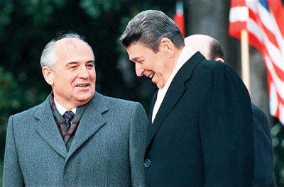 戈尔巴乔夫 “八.一九”政变前后的戈尔巴乔夫