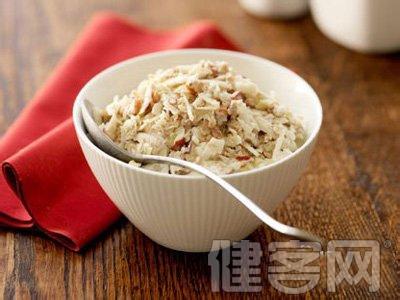 燕麦片怎么煮好吃 燕麦片怎么煮才好吃 燕麦片的功效